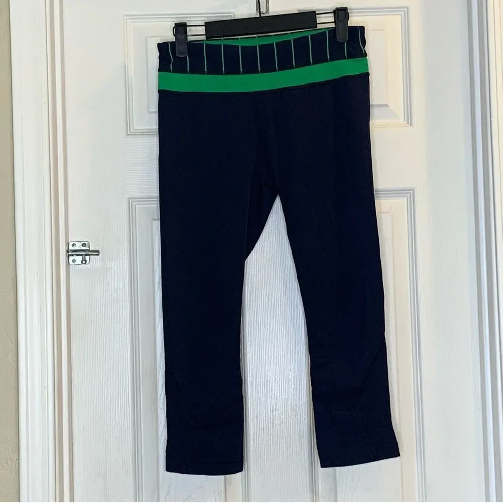 Lululemon Run: Inspire Crop II Inkwell / Slalom Stripe Inkwell / Green Bean SZ 6